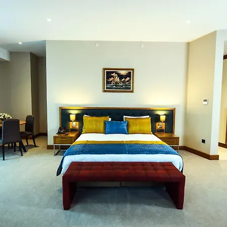 Cher & Taksim Hotel