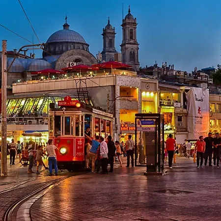 Hotel Cher & Taksim 5*
