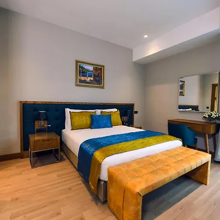 Hotel Cher & Taksim