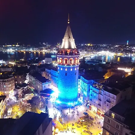 Cher & Taksim イスタンブール